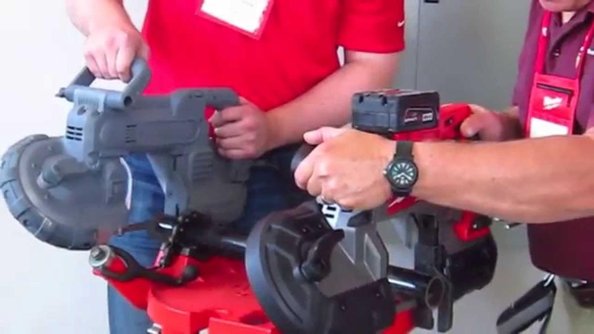 'Video thumbnail for Milwaukee M18 5 Inch Deep Cut Bandsaw'