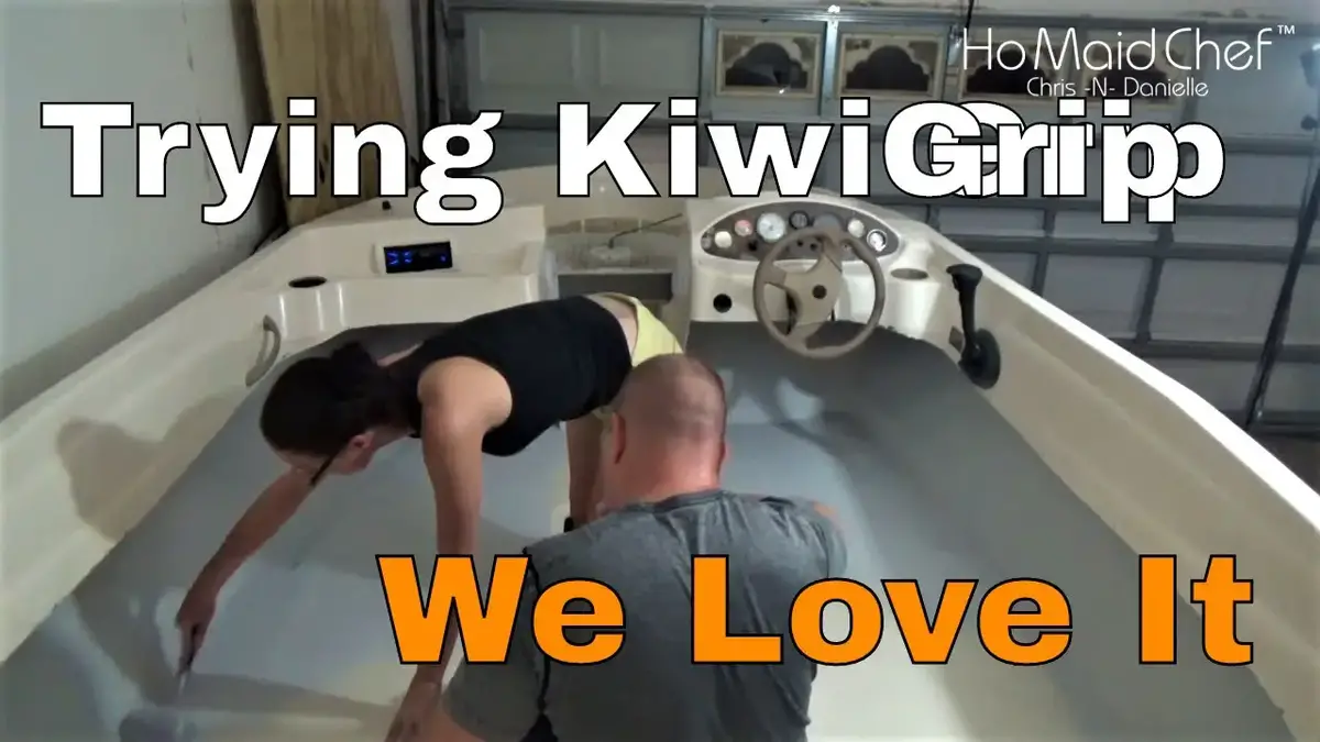 'Video thumbnail for Apply KiwiGrip And We Like It EP #37 || Bayliner Bowrider 175'