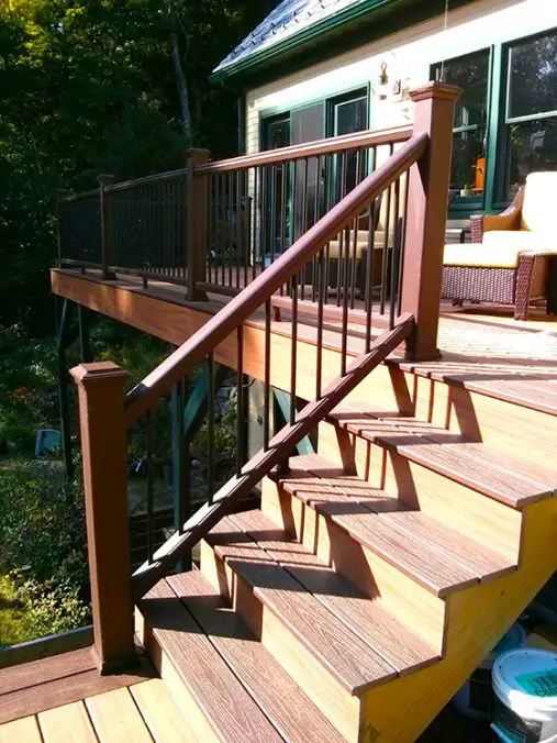 How to Deck Stair Railing