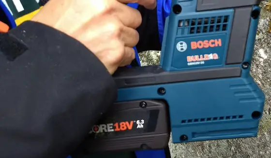 bosch bulldog hammer drill battery