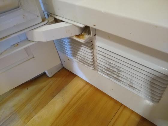 refrigerator condenser coil cover