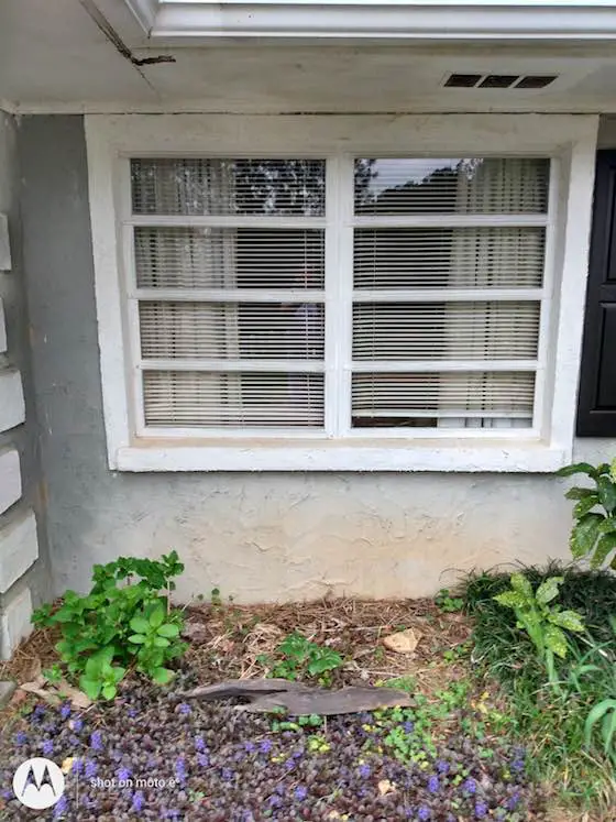 replace aluminum window with vinyl