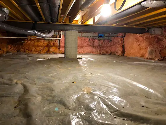 crawlspace with vapor barrier