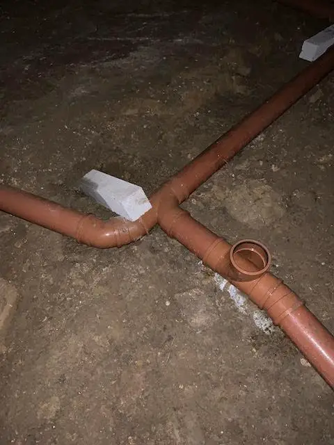 defective plumbing pipes UK