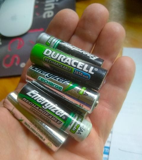rechargeable AA batteries