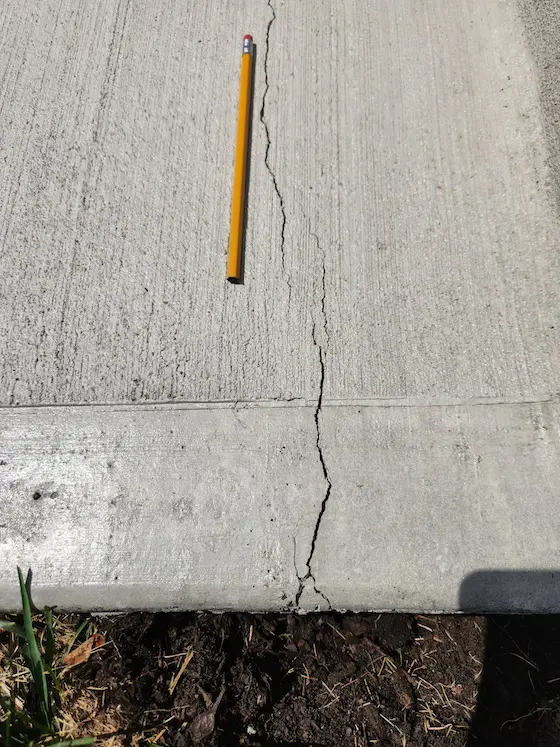 cracked concrete slab 