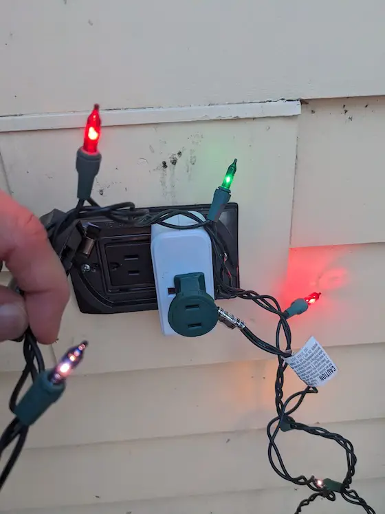 christmas lights and outdoor outlet